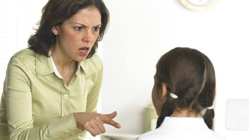mơ thấy bị chửi mắng là điềm báo tốt hay xấu? có nên quá lo lắng?